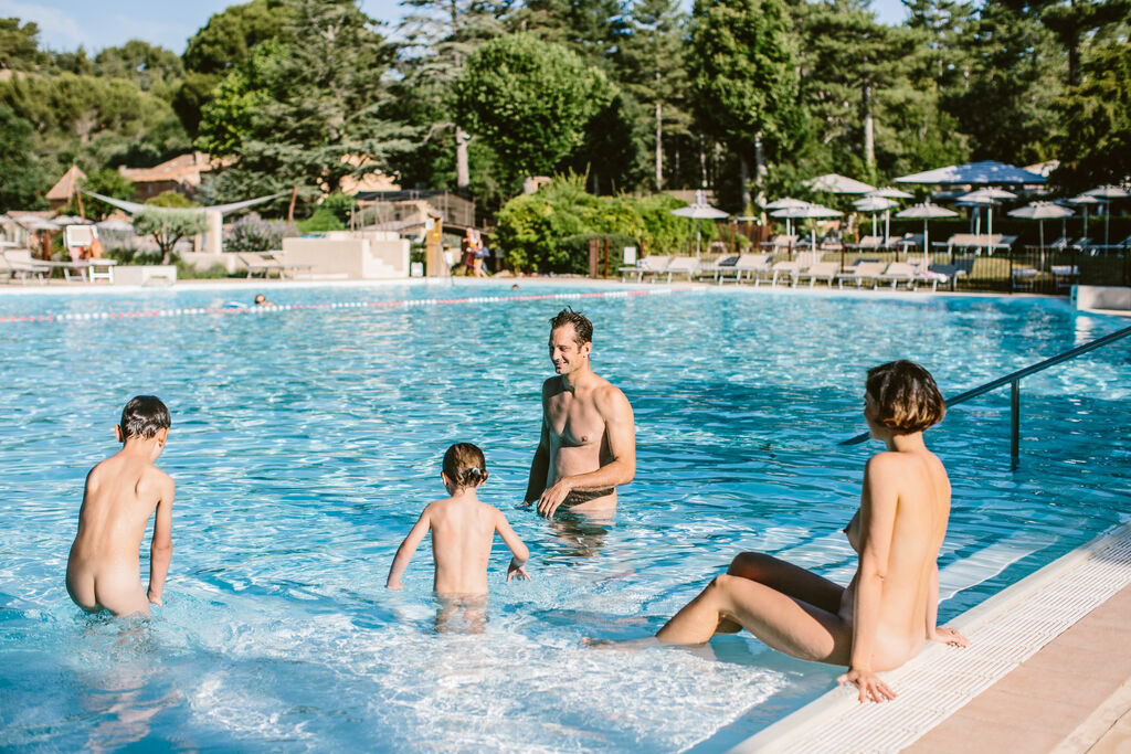 Naturiste Belezy, Holiday Park Provence Alpes Cote d'Azur - 7