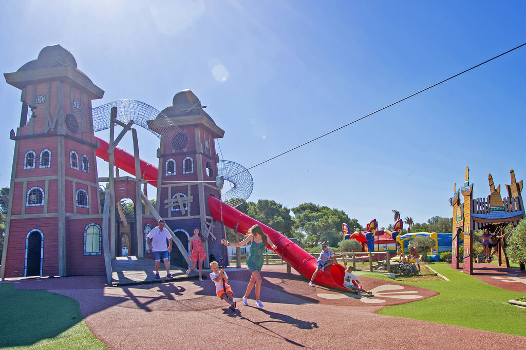 Les Vignes d'Or, Holiday Park Languedoc Roussillon - 2